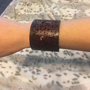 Leather cuff bracelet with floral detailing - NEW